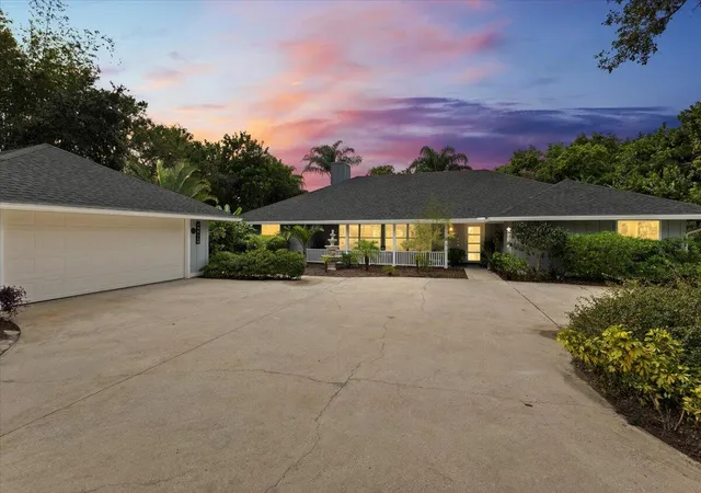 2nd image of 1938 Sw Winners Dr, Palm City, FL 34990 | MLS# R11135543