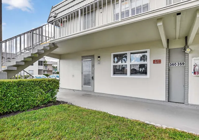 Homes for sale in Delray Beach, FL | 360 Flanders H, Delray Beach, FL 33484 | MLS# R11135723