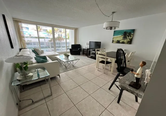 2nd image of 3505 S Ocean Dr #208, Hollywood, FL 33019 | MLS# A11903675