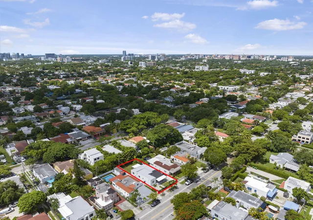 40th image of 2244 Sw 10th St, Miami, FL 33135 | MLS# R11135896