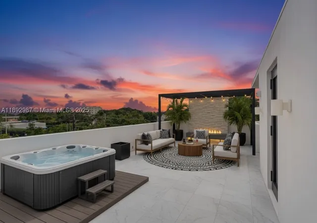 1st image of 531 Ne 61st St, Miami, FL 33137 | MLS# A11892987