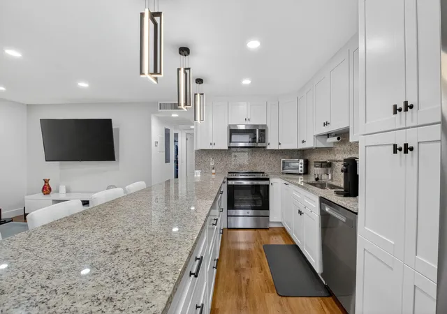 5th image of 3005 Guildford A, Boca Raton, FL 33434 | MLS# R11136323