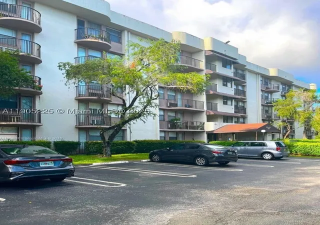 Homes for sale in Coral Springs, FL | 2701 Riverside Dr #203-B, Coral Springs, FL 33065 | MLS# A11905225