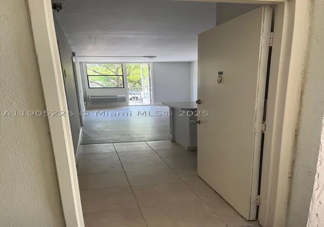 Homes for sale in Coral Springs, FL | 2701 Riverside Dr #203-B, Coral Springs, FL 33065 | MLS# A11905225