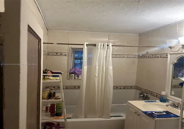 3rd image of 12240 Nw 13Th Ave, North Miami, FL 33167 | MLS# A11905165
