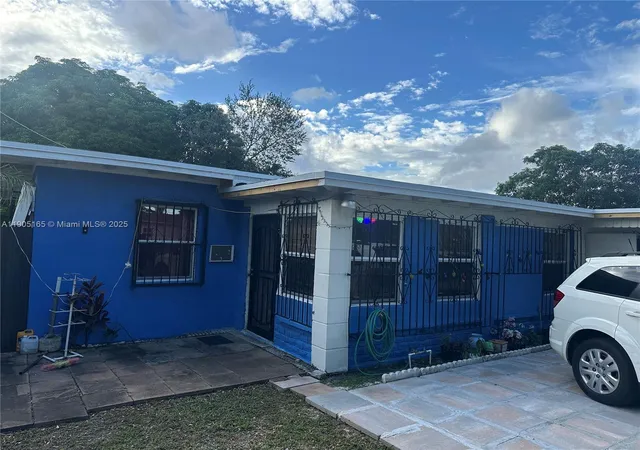 4th image of 12240 Nw 13Th Ave, North Miami, FL 33167 | MLS# A11905165
