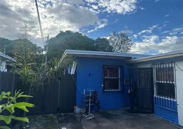 5th image of 12240 Nw 13Th Ave, North Miami, FL 33167 | MLS# A11905165