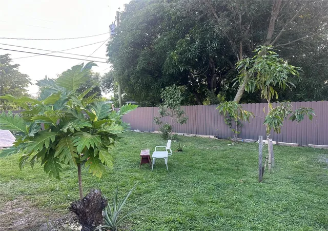 9th image of 12240 Nw 13th Ave, North Miami, FL 33167 | MLS# A11905165