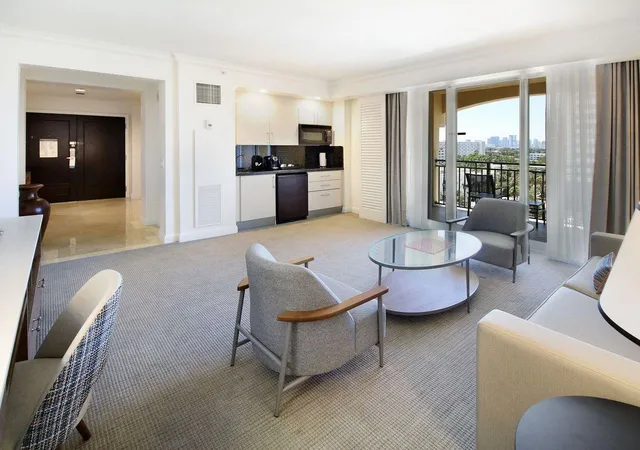 5th image of 601 N Ft Lauderdale Bch Blvd #1113, Fort Lauderdale, FL 33304 | MLS# F10534326
