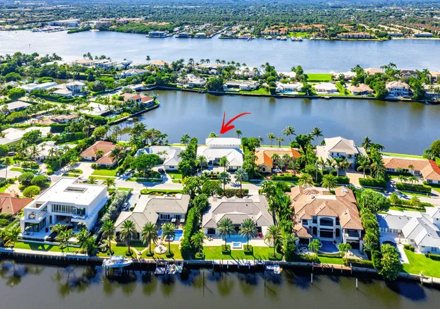 3rd image of 50 Spoonbill Rd, Manalapan, FL 33462 | MLS# R11136780