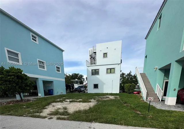 4th image of 94825 Overseas Hwy #262, Key Largo, FL 33037 | MLS# A11906017