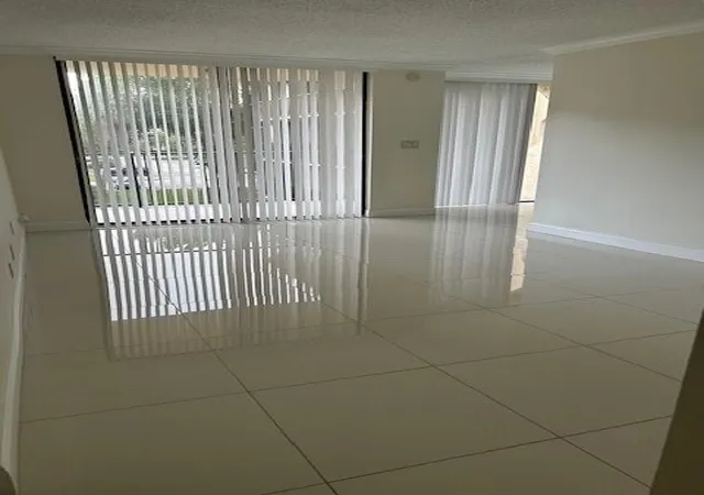 Homes for sale in Pompano Beach, FL | 3590 Blue Lake Dr #305, Pompano Beach, FL 33064 | MLS# F10534594