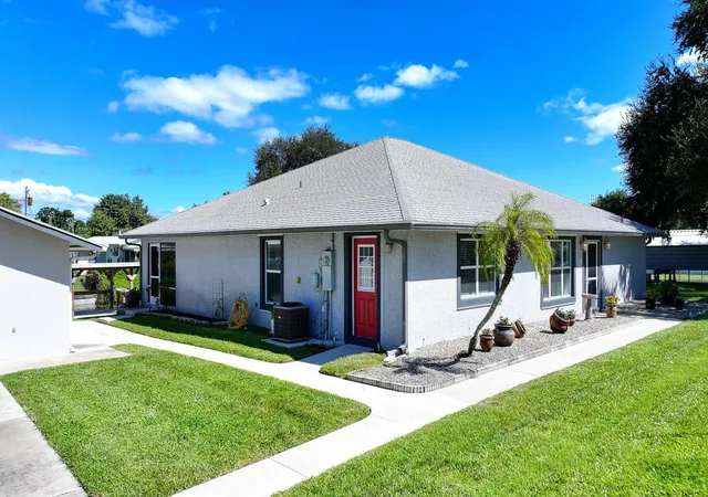 4th image of 1069 9Th St, Okeechobee, FL 34974 | MLS# F10534304