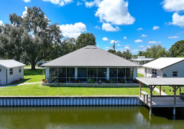 5th image of 1069 9Th St, Okeechobee, FL 34974 | MLS# F10534304