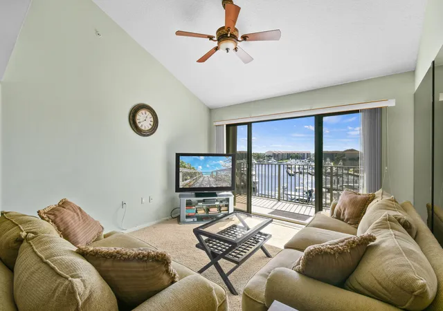 2nd image of 1601 Marina Isle Wy #505, Jupiter, FL 33477 | MLS# R11137192