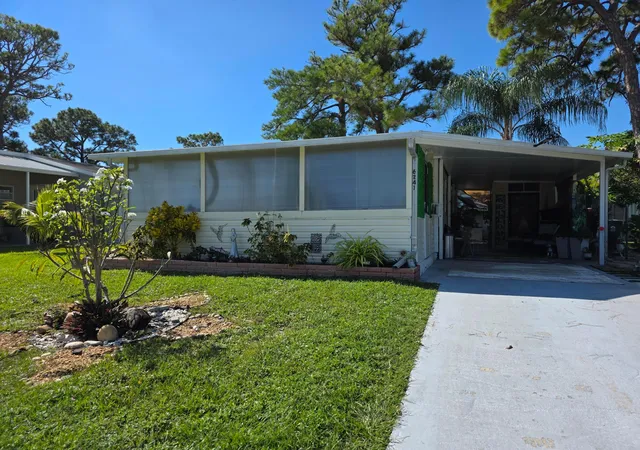1st image of 6241 Elm Ln, Lantana, FL 33462 | MLS# R11137337