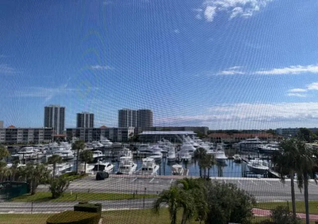Homes for sale in West Palm Beach, FL | 907 Marina Dr, West Palm Beach, FL 33408