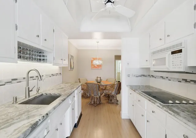 Homes for sale in Fort Lauderdale, FL | 2864 Ne 33Rd Ct #202, Fort Lauderdale, FL 33306 | MLS# F10534894