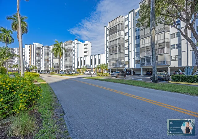 45th image of 300 Diplomat Pkwy #607, Hallandale Beach, FL 33009 | MLS# R11137656