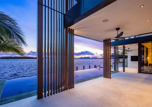 5th image of 11404 N Bayshore Dr, North Miami, FL 33181 | MLS# A11902096