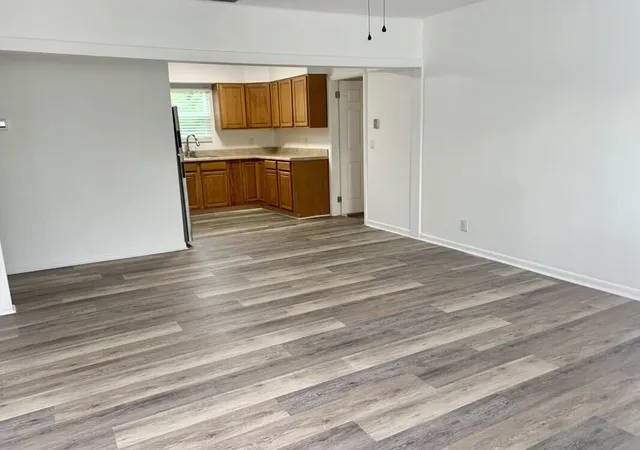 4th image of 708 S Broadway, Lantana, FL 33462 | MLS# R11137689