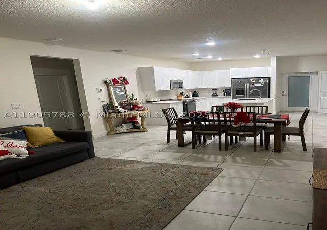 5th image of (Undisclosed), Doral, FL 33166 | MLS# A11905788