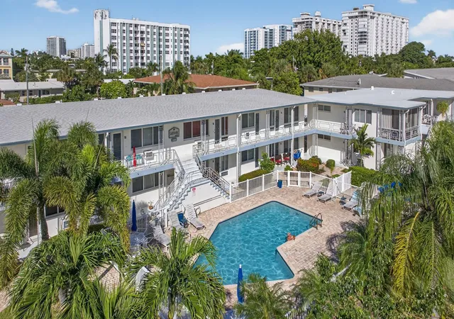 Homes for sale in Pompano Beach, FL | 3201 Se 12Th St, Pompano Beach, FL 33062