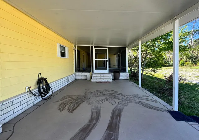 3rd image of 9 San Felipe, Fort Pierce, FL 34951 | MLS# R11137921