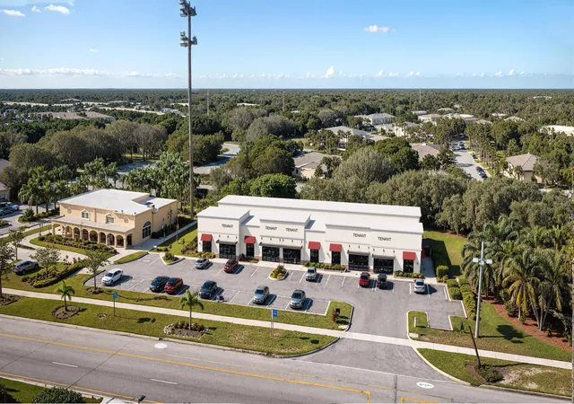 2nd image of 8825 Se Federal Hwy, Hobe Sound, FL 33455 | MLS# R11138154