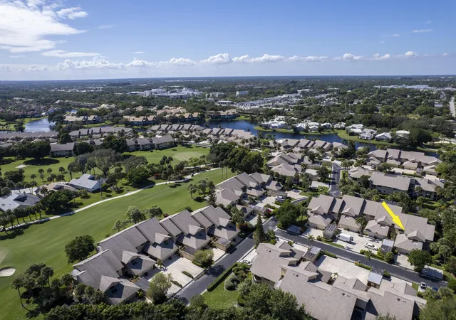 43rd image of 17137 Waterbend Dr #201, Jupiter, FL 33477 | MLS# R11138181