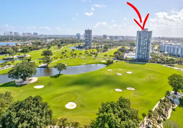 2nd image of 2000 Presidential Wy #Ph5, West Palm Beach, FL 33401 | MLS# R11138328