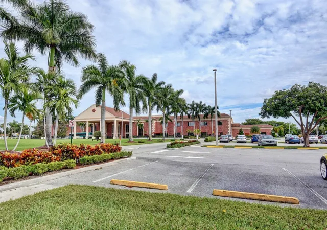 Homes for sale in Boca Raton, FL | 3025 Guildford B, Boca Raton, FL 33434