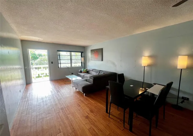 2nd image of 1501 Arthur St #7, Hollywood, FL 33020 | MLS# A11904805