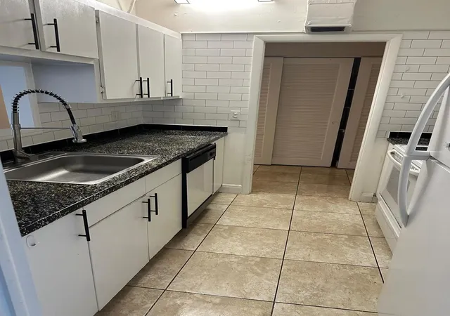 Homes for sale in Pompano Beach, FL | 400 N Riverside Dr #102, Pompano Beach, FL 33062 | MLS# F10535555