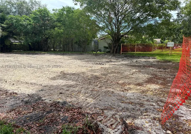 Photo 3 of Sale Pending at 157 Nw 104th St, Miami Shores, FL 33150 | MLS# A11909788 | Listing updated on 2026-09-29