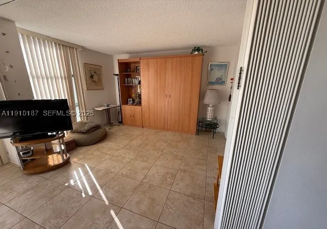 Photo 3 of Sale Pending at 3625 N Country Club Dr #304, Miami, FL 33180 | MLS# A11910187 | Listing updated on 2026-10-08