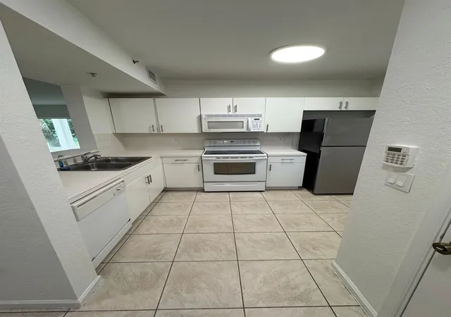 2nd image of 1161 Golden Lakes Blvd #1311, West Palm Beach, FL 33411 | MLS# F10535889