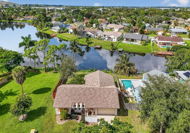 Homes for sale in Deerfield Beach, FL | 1273 Sw 25th Ave, Deerfield Beach, FL 33442 | MLS# R11139188