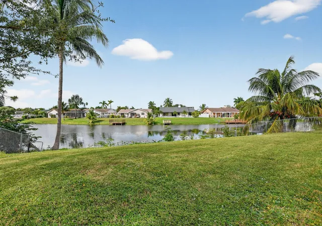 Homes for sale in Deerfield Beach, FL | 1273 Sw 25Th Ave, Deerfield Beach, FL 33442 | MLS# R11139188