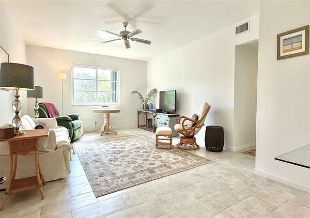 2nd image of 669 W Oakland Park Blvd #220b, Wilton Manors, FL 33311 | MLS# F10534834
