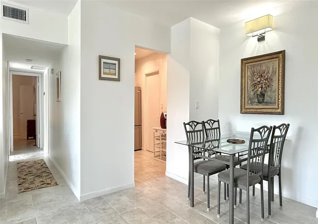 3rd image of 669 W Oakland Park Blvd #220b, Wilton Manors, FL 33311 | MLS# F10534834