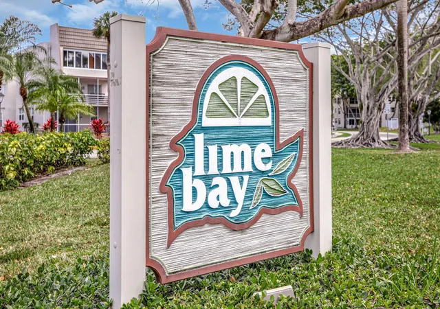 Homes for sale in Tamarac, FL | 9090 Lime Bay Boulevard, Tamarac, FL 33321 | Houzeo