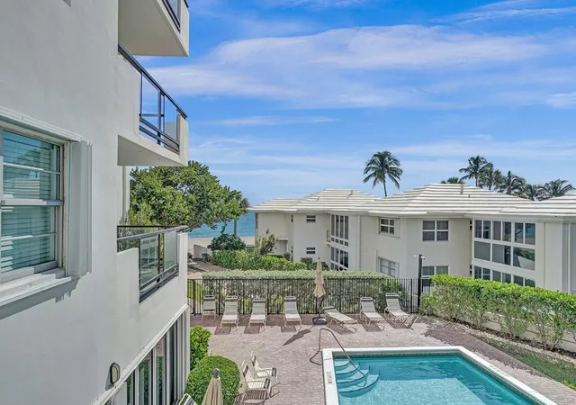 Homes for sale in Lauderdale By The Sea, FL | 1500 S Ocean Blvd #207, Lauderdale By The Sea, FL 33062 | MLS# F10535881