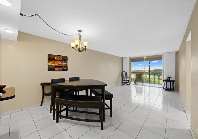 2nd image of 3300 W Rolling Hills Cir #610, Davie, FL 33328 | MLS# F10536156