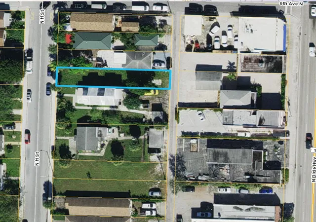 1st image of 526 N H St, Lake Worth Beach, FL 33460 | MLS# R11139668