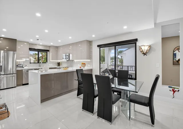 2nd image of 15846 Loch Maree Ln #2904, Delray Beach, FL 33446 | MLS# R11139846