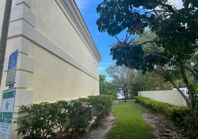 4th image of 12010 Us Hwy 1, North Palm Beach, FL 33408 | MLS# R11139851