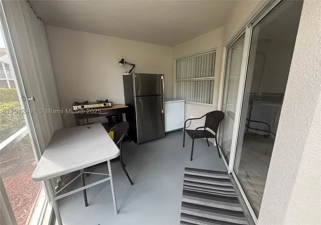 4th image of 2203 Se 27Th Dr #102-A, Homestead, FL 33035 | MLS# A11912491