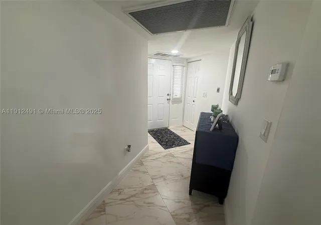 5th image of 2203 Se 27Th Dr #102-A, Homestead, FL 33035 | MLS# A11912491