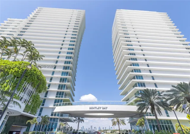 Homes for sale in Miami Beach, FL | 520 West Ave #1102, Miami Beach, FL 33139 | MLS# A11912348